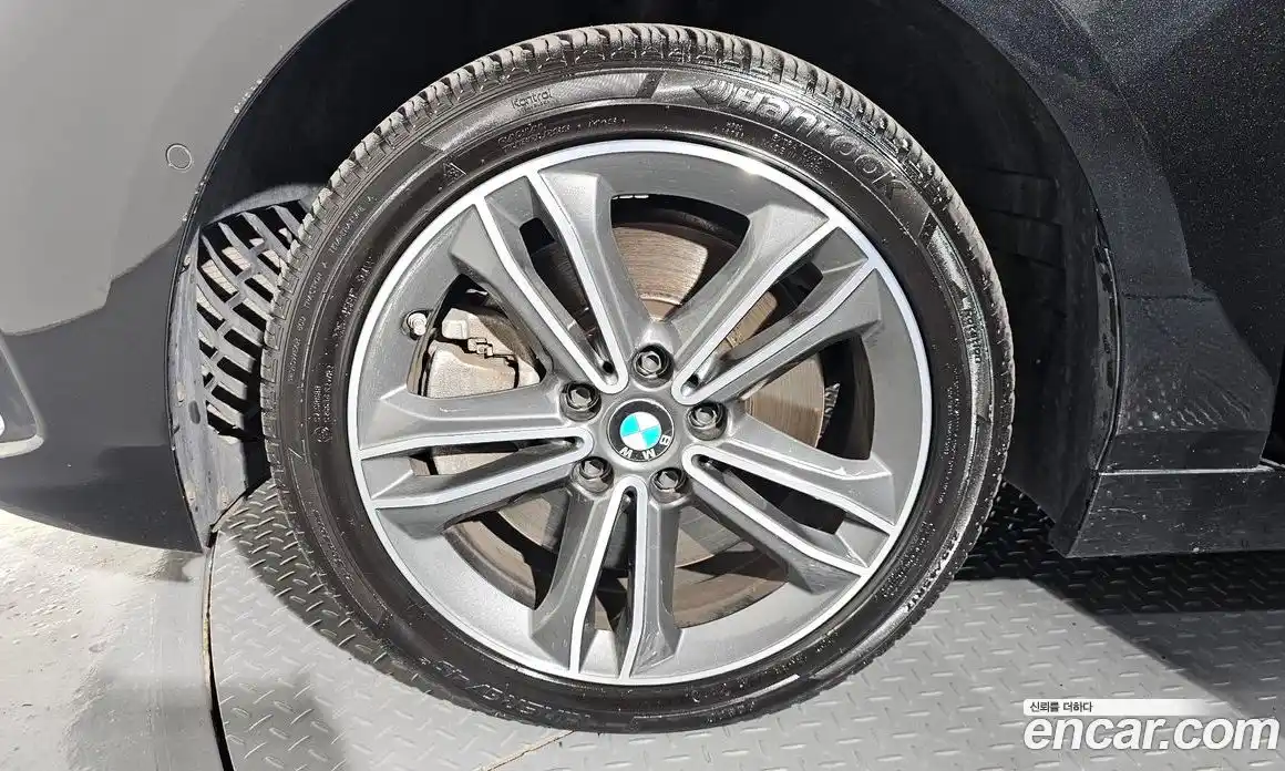 BMW 1 серия 2023 2.0 автомат (гидро), фото 5
