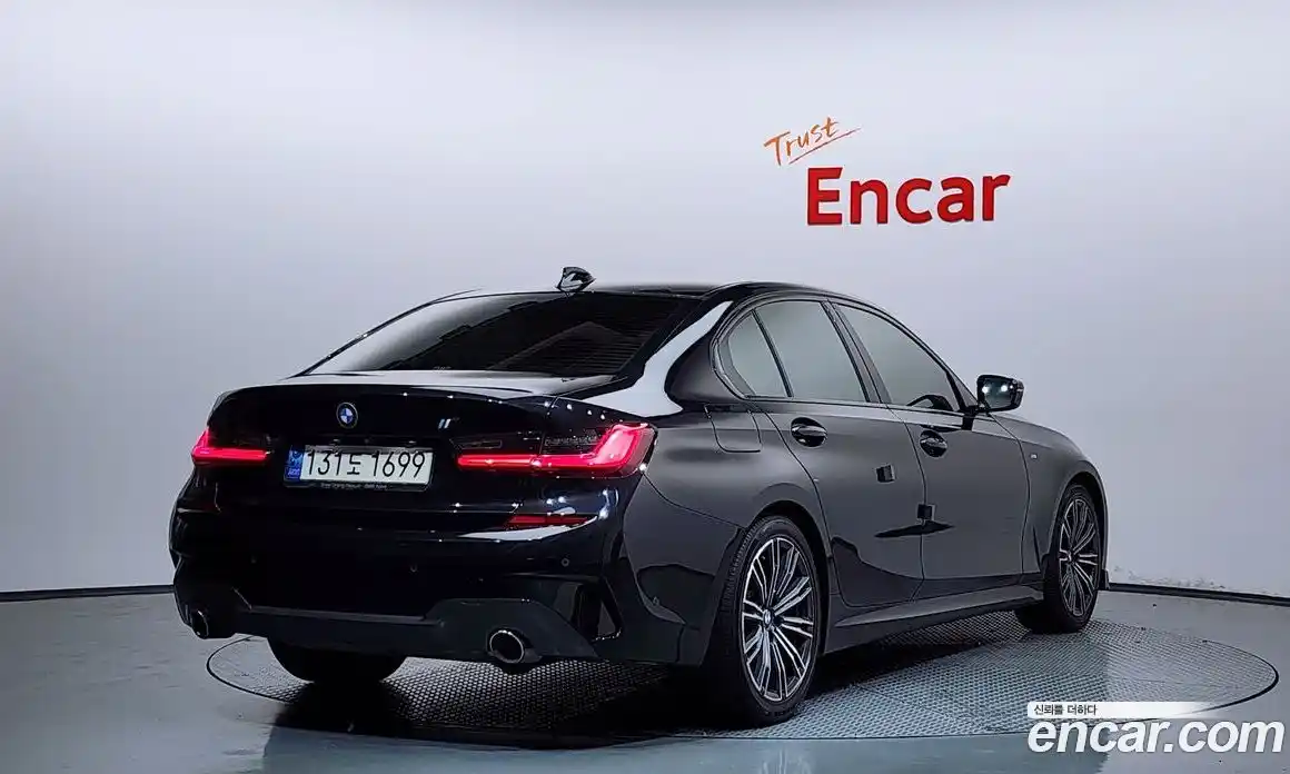 BMW 3 серия 2021 2.0 автомат (гидро), фото 2