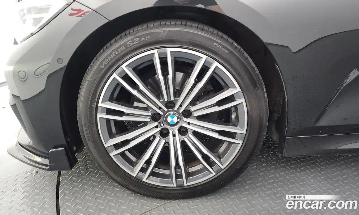 BMW 3 серия 2021 2.0 автомат (гидро), фото 5