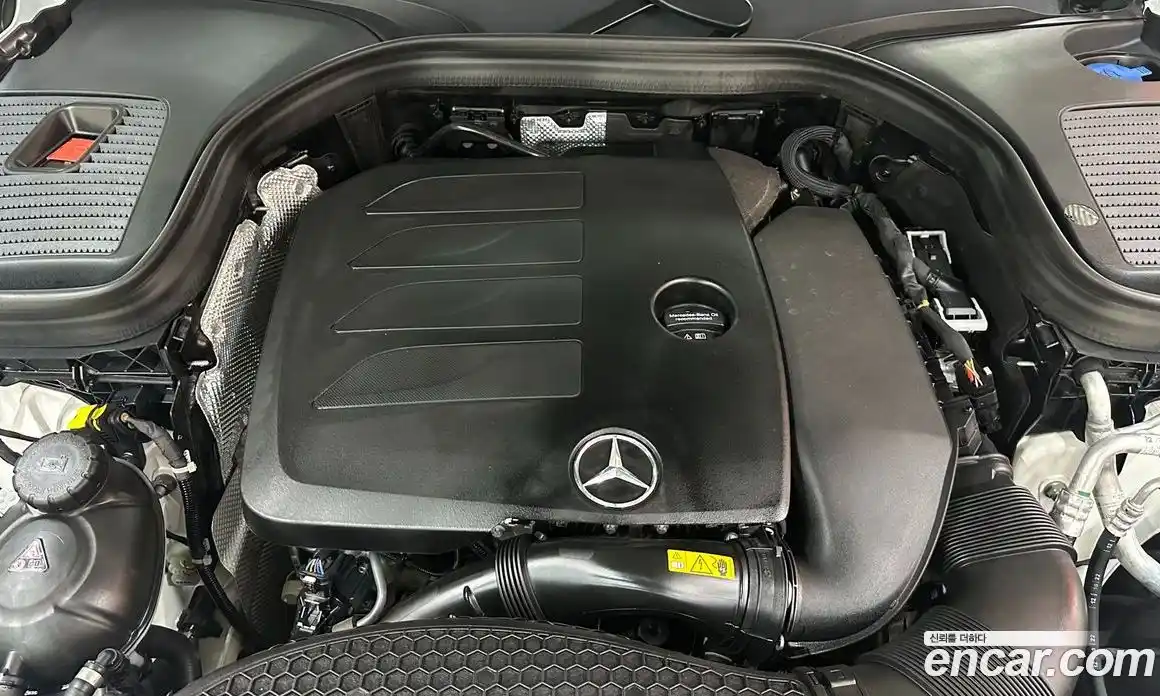 Mercedes-Benz GLC-Class 2023 2.0 гидро, фото 6