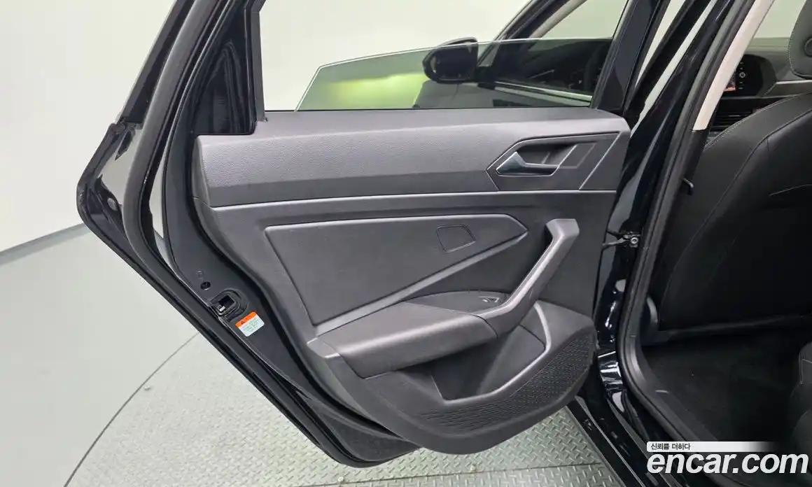 Volkswagen Jetta 2021 1.4 автомат (гидро), фото 15