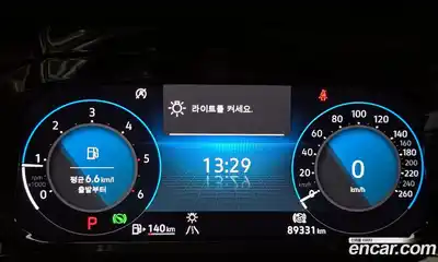 Volkswagen Golf 2022 2.0 автомат (гидро), миниатюра 8