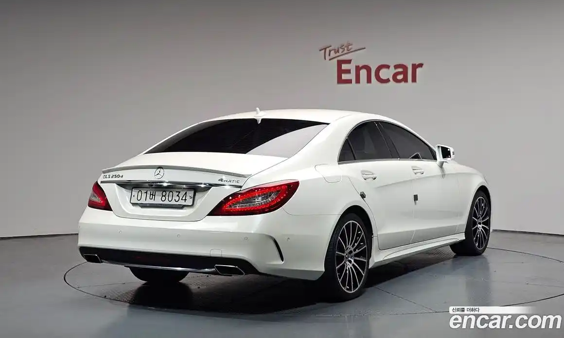 Mercedes-Benz CLS-Class 2017 2.1 гидро, фото 1 Mercedes-Benz CLS-Class 2017 2.1 гидро, фото 1