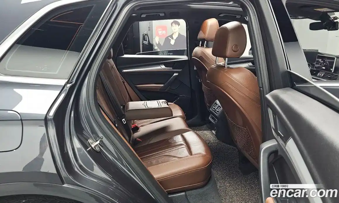 Audi Q5 2020 2.0 автомат (гидро), фото 17