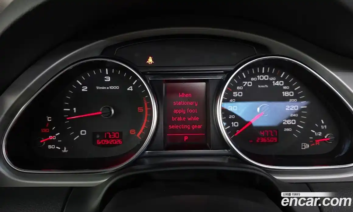 Audi Q7 2011 3.0 автомат (гидро), фото 8