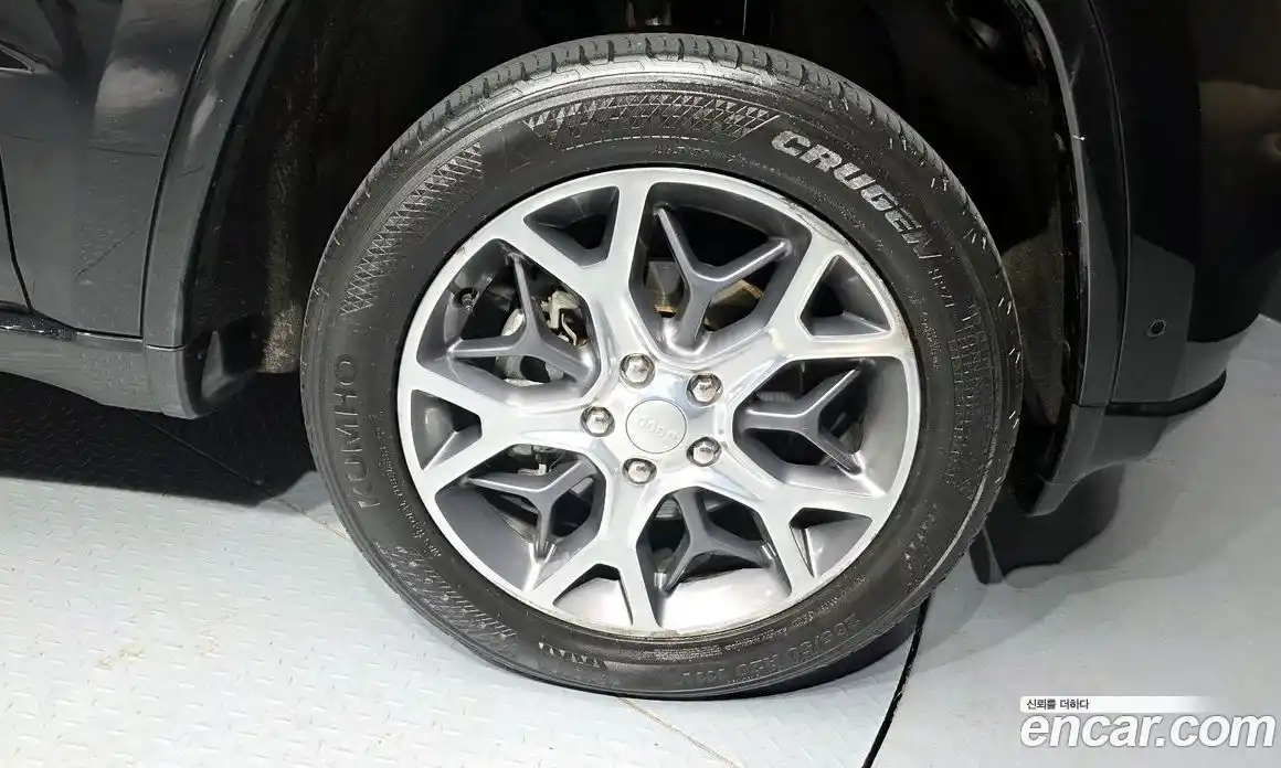 Jeep Cherokee 2019 3.6 автомат (гидро), фото 7