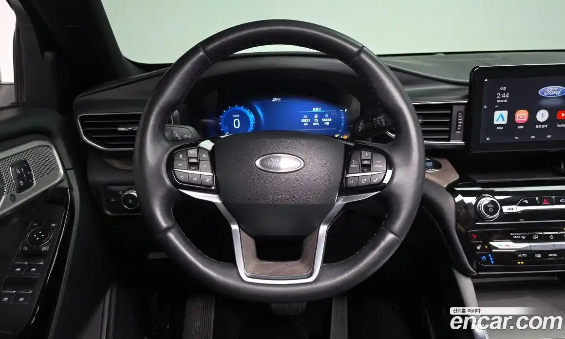Ford Explorer 2022 3.0 автомат (гидро), фото 12