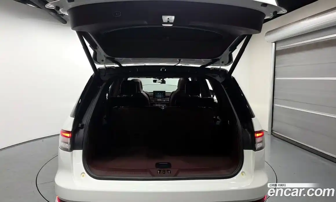 Lincoln Aviator 2023 3.0 автомат (гидро), фото 20 Lincoln Aviator 2023 3.0 автомат (гидро), фото 20