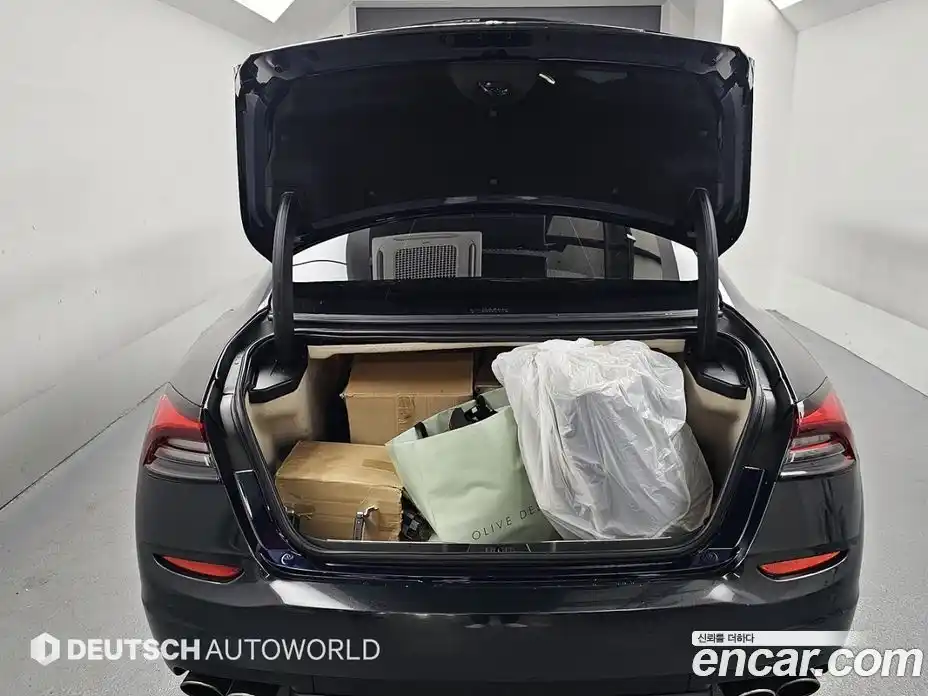 Maserati Quattroporte 2014 3.0 автомат (гидро), фото 19