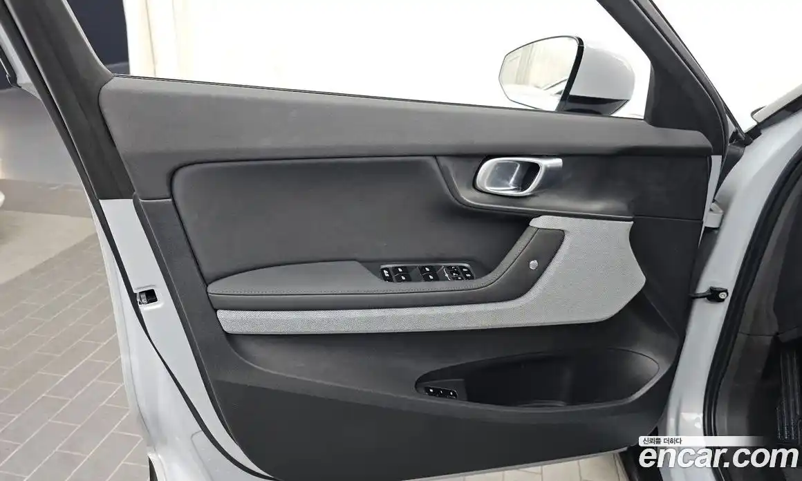 Polestar Polestar 2 2022 0.2 автомат (гидро), фото 14 Polestar Polestar 2 2022 0.2 автомат (гидро), фото 14