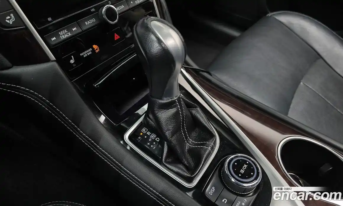 Infiniti Q50 2014 2.1 автомат (гидро), фото 9 Infiniti Q50 2014 2.1 автомат (гидро), фото 9