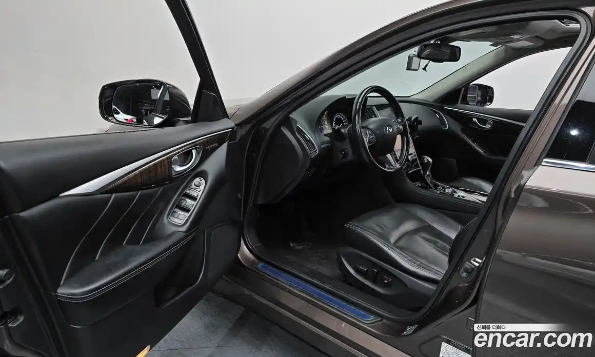 Infiniti Q50 2014 2.1 автомат (гидро), фото 10 Infiniti Q50 2014 2.1 автомат (гидро), фото 10
