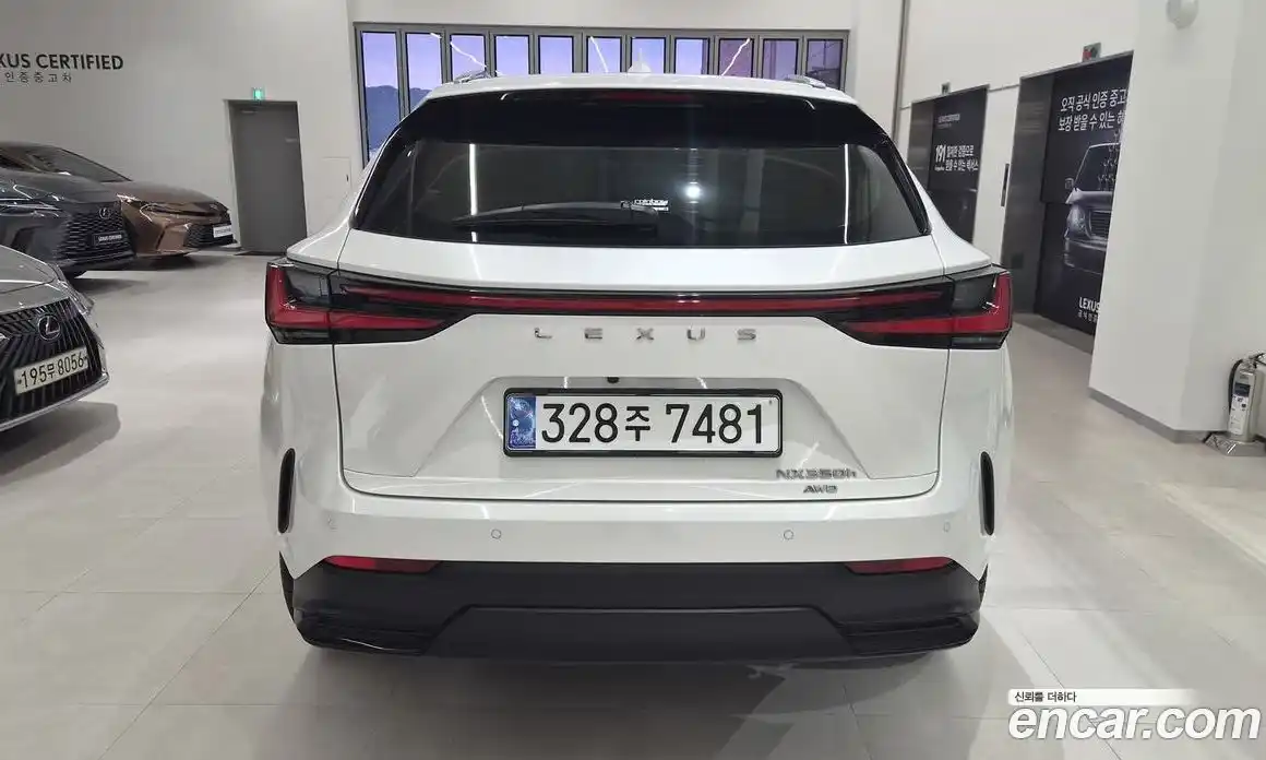 Lexus NX 2023 2.5 автомат (вариатор), фото 4 Lexus NX 2023 2.5 автомат (вариатор), фото 4