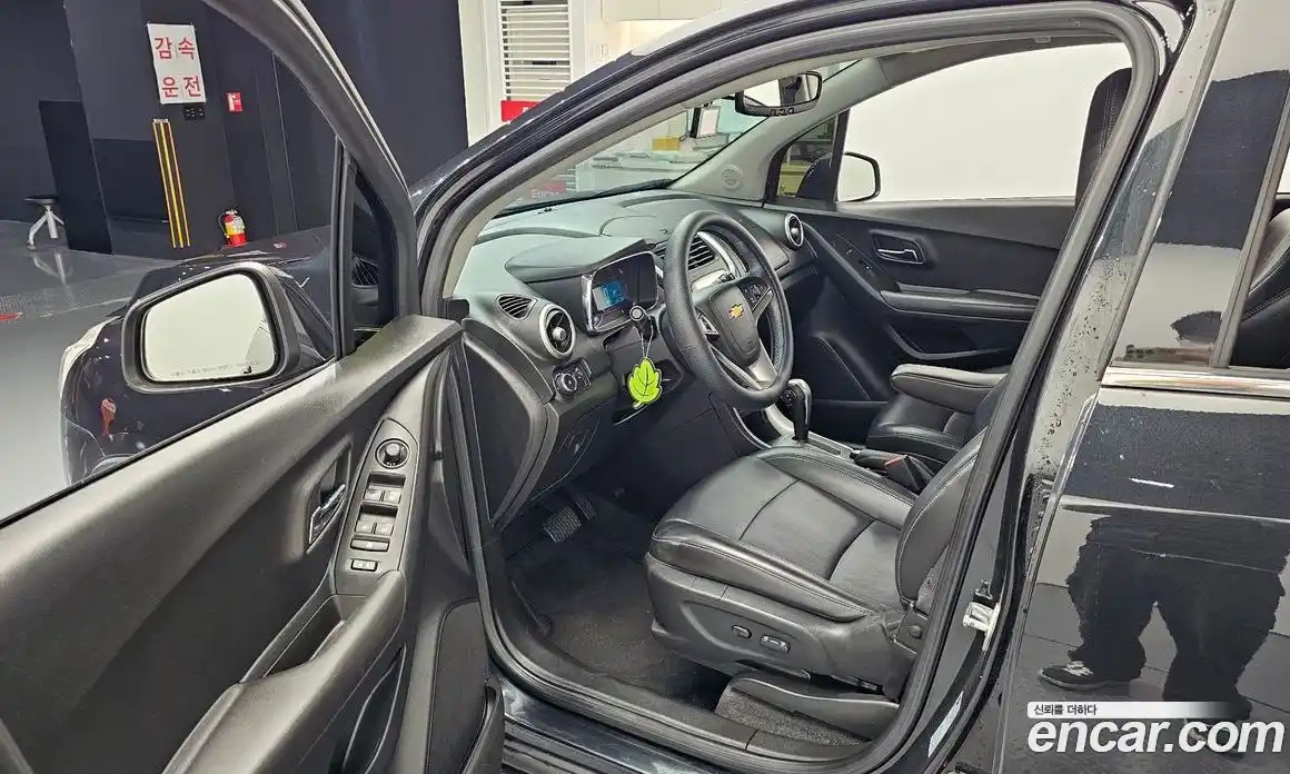 Chevrolet Trax 2015 1.4 автомат (гидро), фото 11
