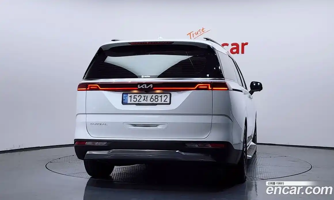 Kia Carnival 2022 3.5 автомат (гидро), фото 4