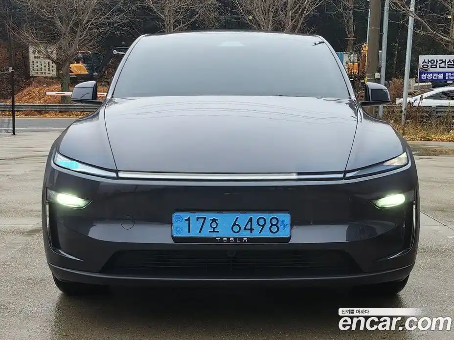 Tesla Model Y 2025 автомат (гидро), фото 1 Tesla Model Y 2025 автомат (гидро), фото 1
