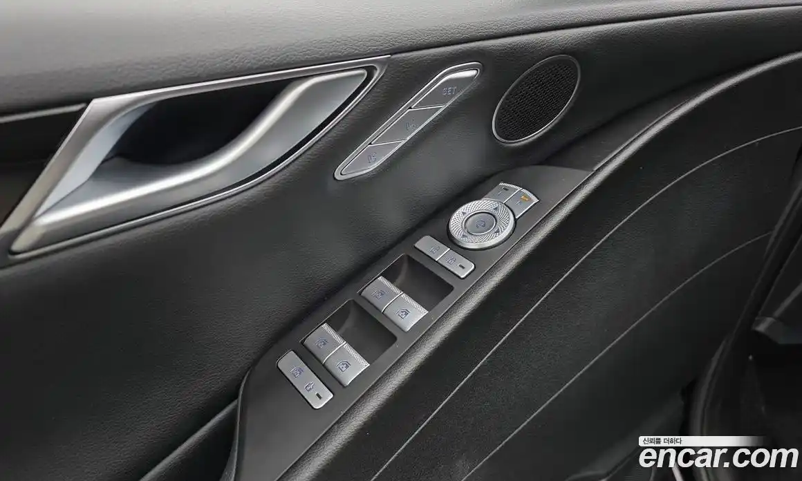 Genesis G80 2022 2.5 автомат (гидро), фото 17