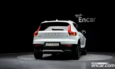 Volvo XC40 2020 2.0 автомат (гидро), миниатюра 4