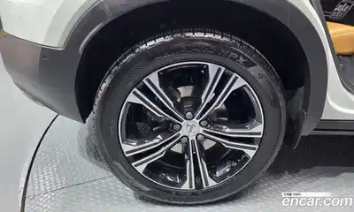 Volvo XC40 2020 2.0 автомат (гидро), миниатюра 5