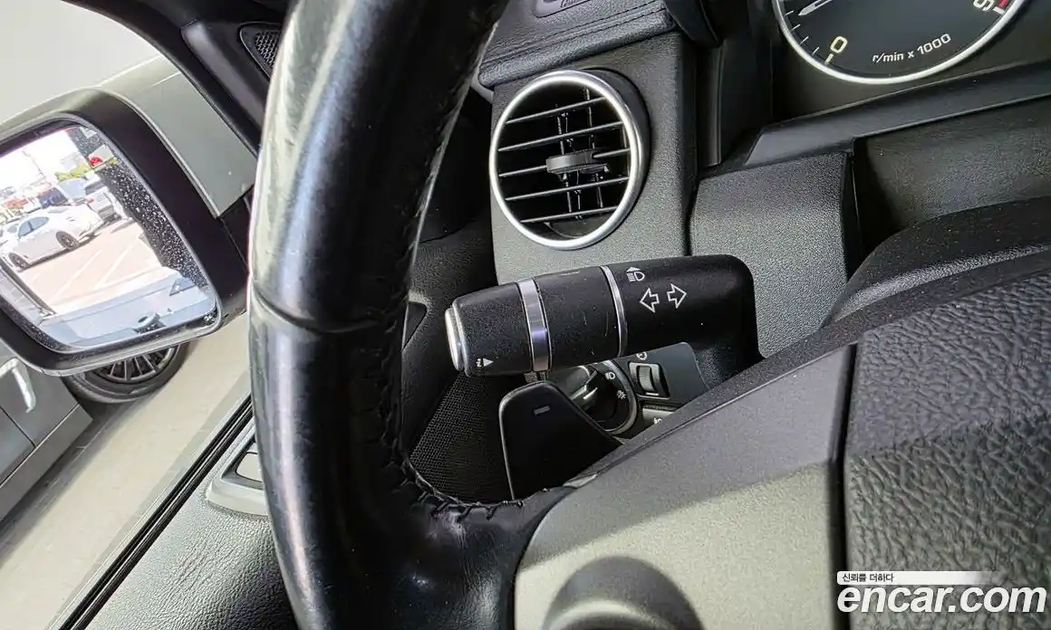 Land Rover Discovery 2013 3.0 автомат (гидро), фото 28