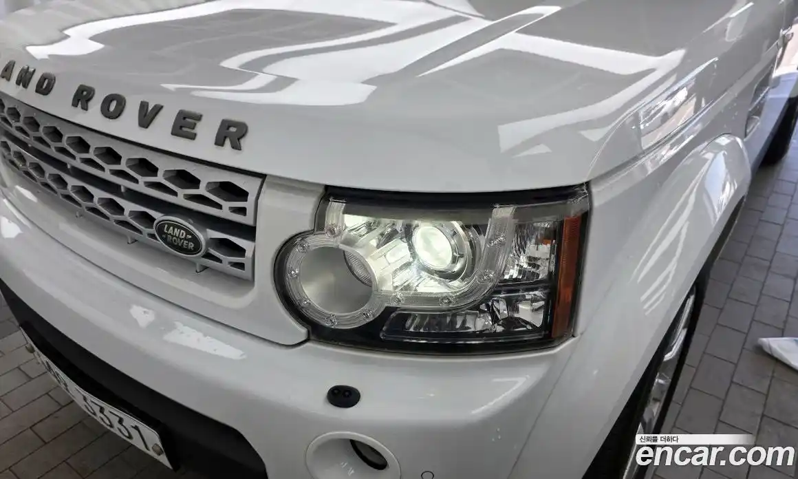Land Rover Discovery 2013 3.0 автомат (гидро), фото 8