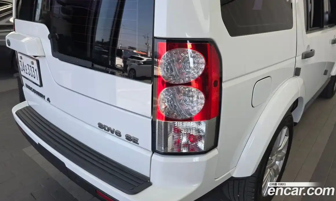 Land Rover Discovery 2013 3.0 автомат (гидро), фото 9