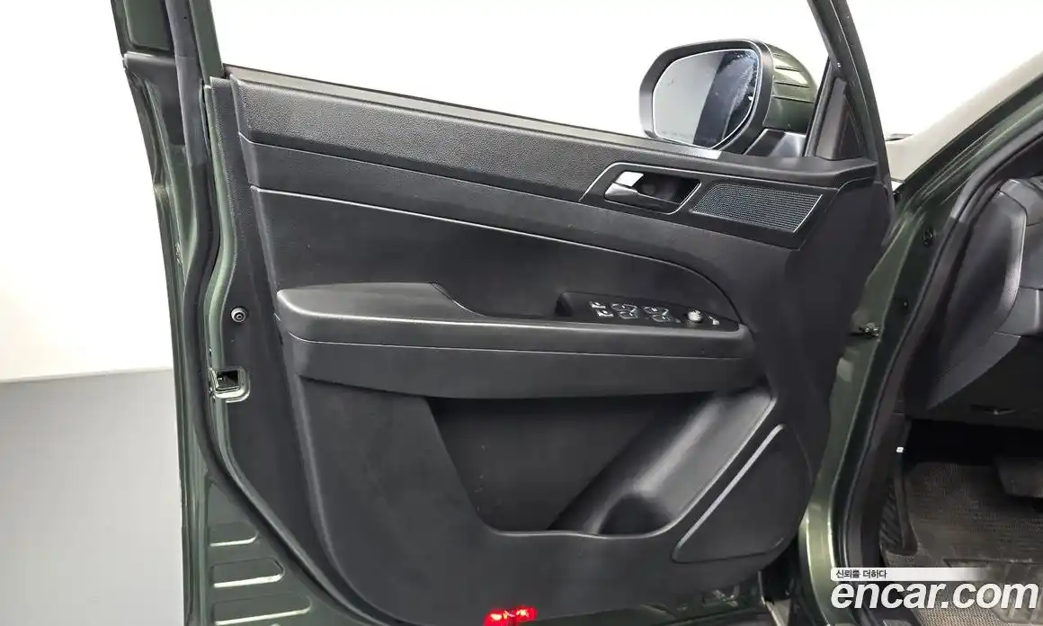 SsangYong Rexton 2022 2.2 автомат (гидро), фото 14