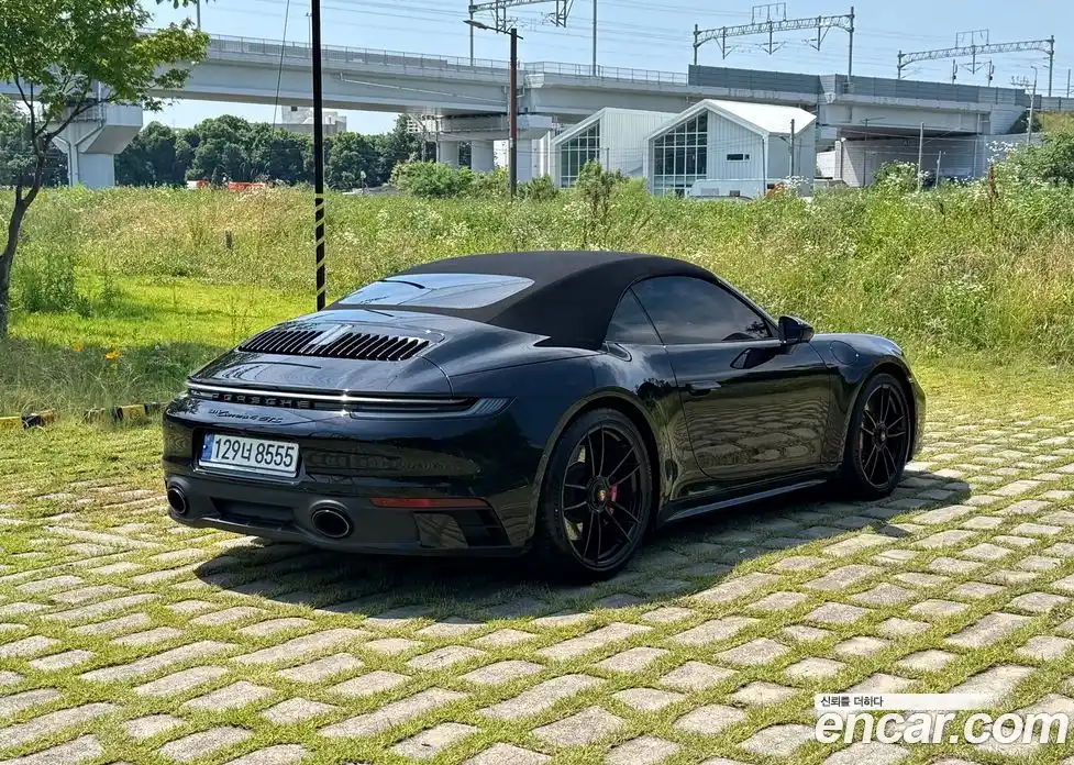 Porsche 911 2022 3.0 автомат (гидро), фото 4
