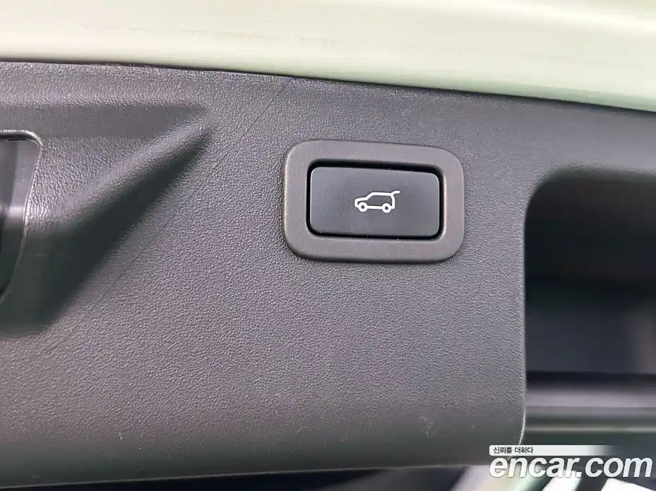 Land Rover Discovery Sport 2019 2.0 автомат (гидро), фото 17