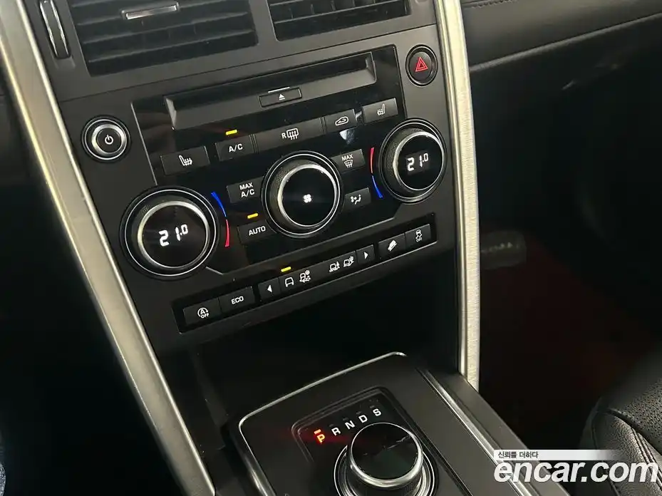 Land Rover Discovery Sport 2019 2.0 автомат (гидро), фото 19