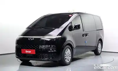 Hyundai Staria, 2023, 16 499 км
