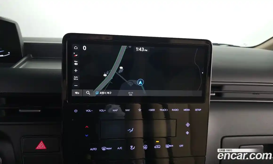 Hyundai Staria 2023 2.2 автомат (гидро), фото 20