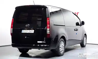 Hyundai Staria 2023 2.2 автомат (гидро), миниатюра 2