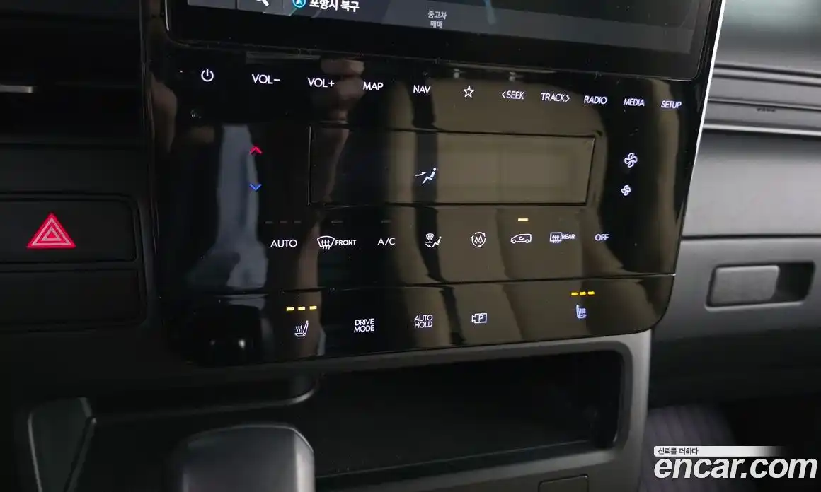 Hyundai Staria 2023 2.2 автомат (гидро), фото 22
