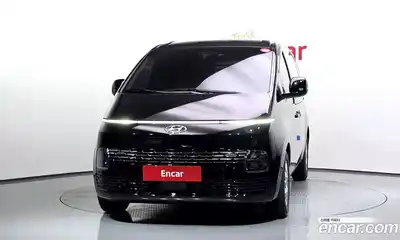 Hyundai Staria 2023 2.2 автомат (гидро), миниатюра 3