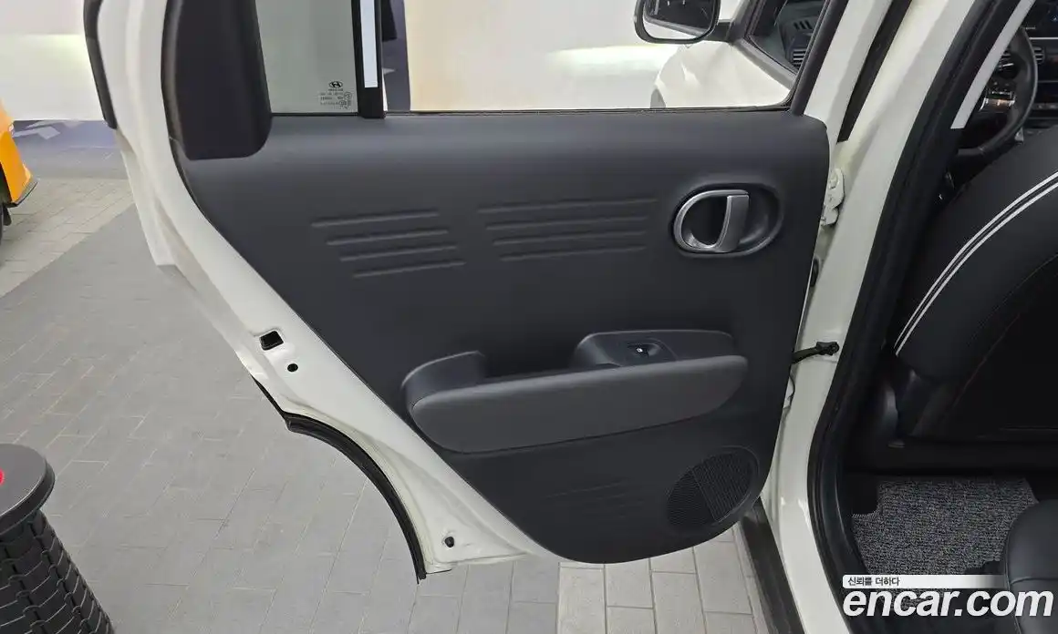 Hyundai Casper 2024 1.0 автомат (гидро), фото 15