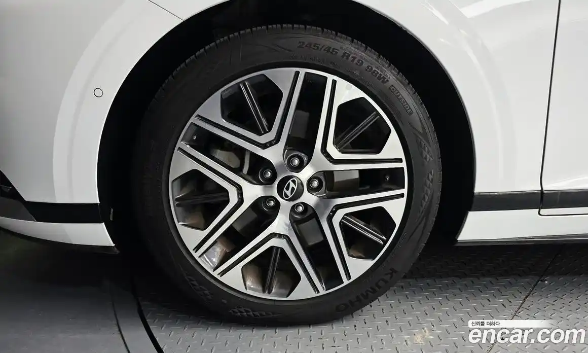 Hyundai Grandeur 2024 3.5 автомат (гидро), фото 5