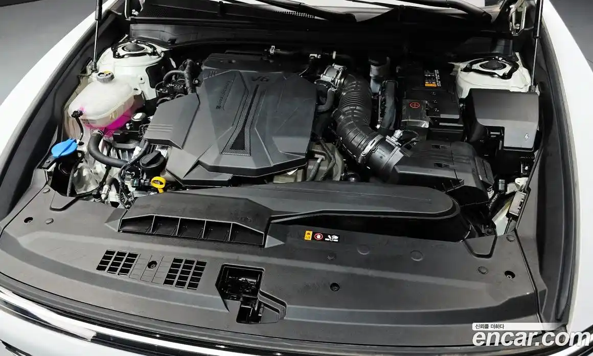 Hyundai Grandeur 2024 3.5 автомат (гидро), фото 6