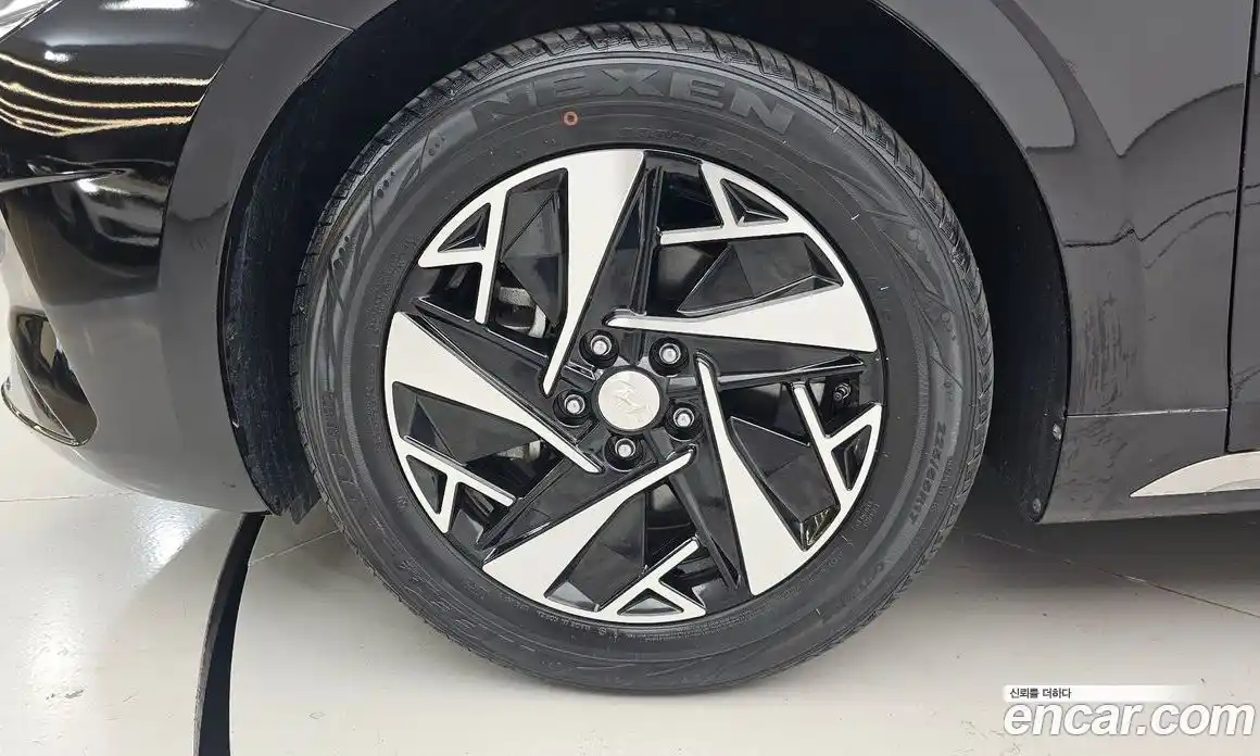 Hyundai Grandeur 2022 2.4 автомат (гидро), фото 5