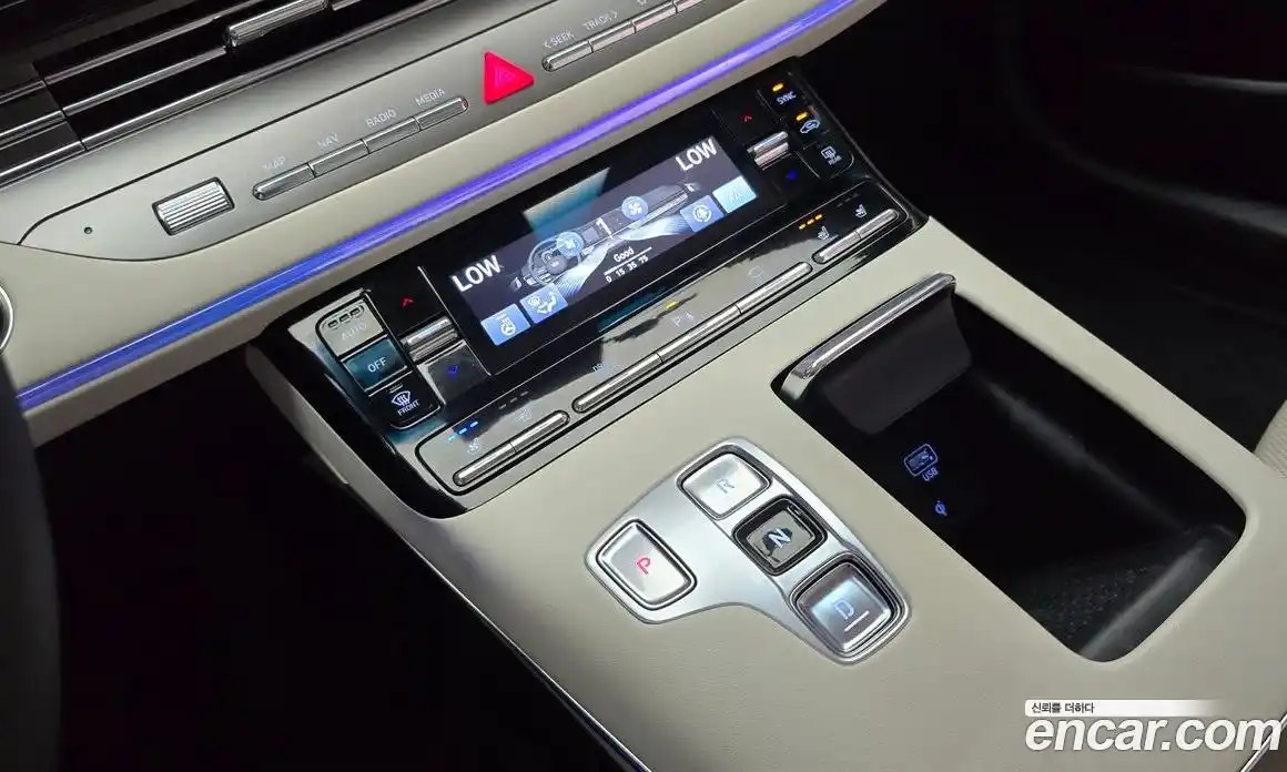 Hyundai Grandeur 2022 2.5 автомат (гидро), фото 12