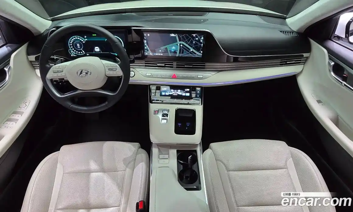 Hyundai Grandeur 2022 2.5 автомат (гидро), фото 10