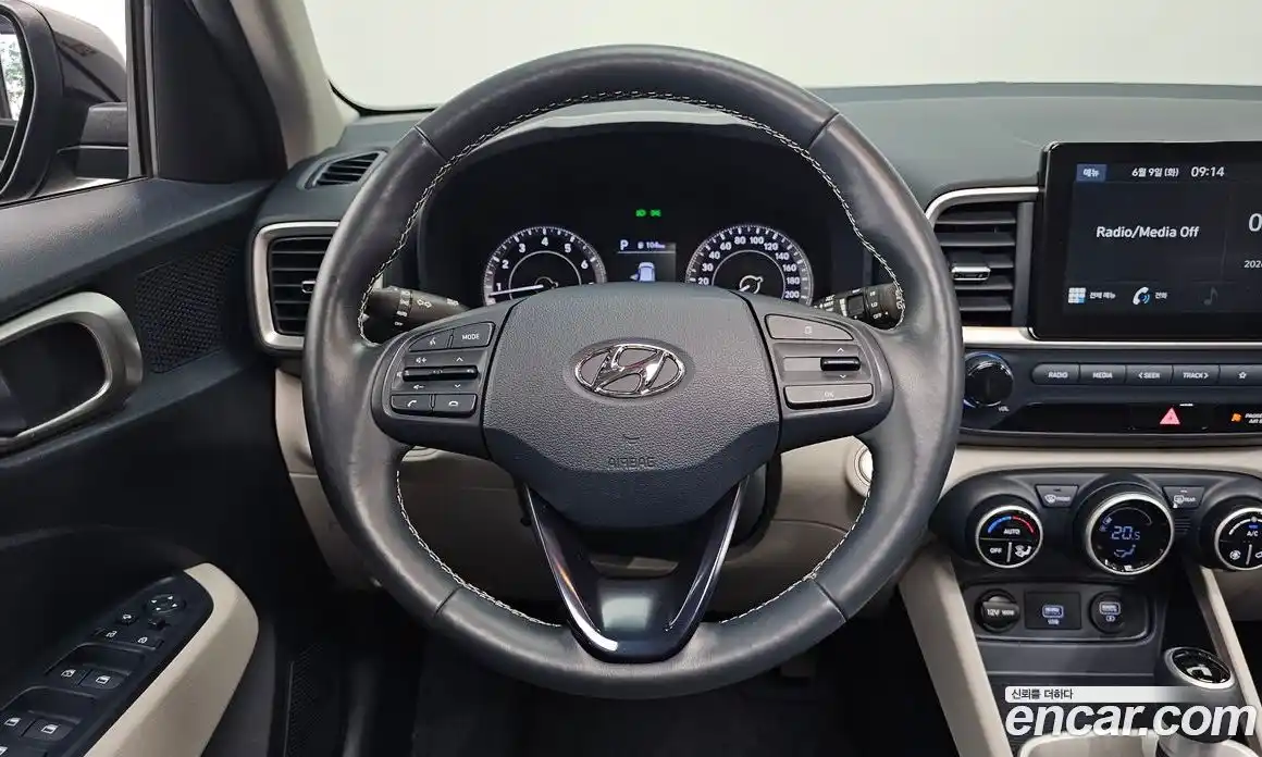 Hyundai Venue 2020 1.6 автомат (гидро), фото 13