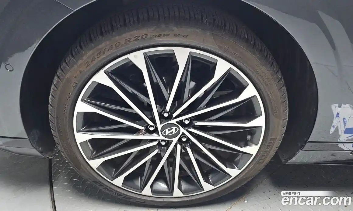 Hyundai Grandeur 2023 1.6 автомат (гидро), фото 5