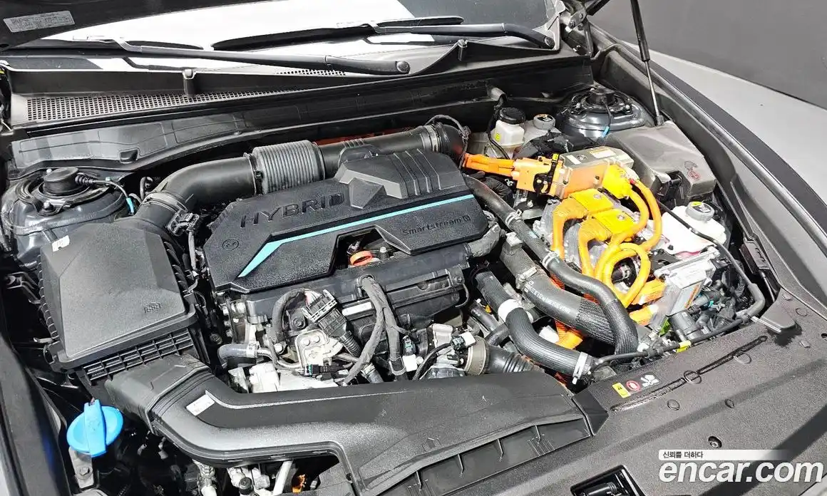 Hyundai Grandeur 2023 1.6 автомат (гидро), фото 6