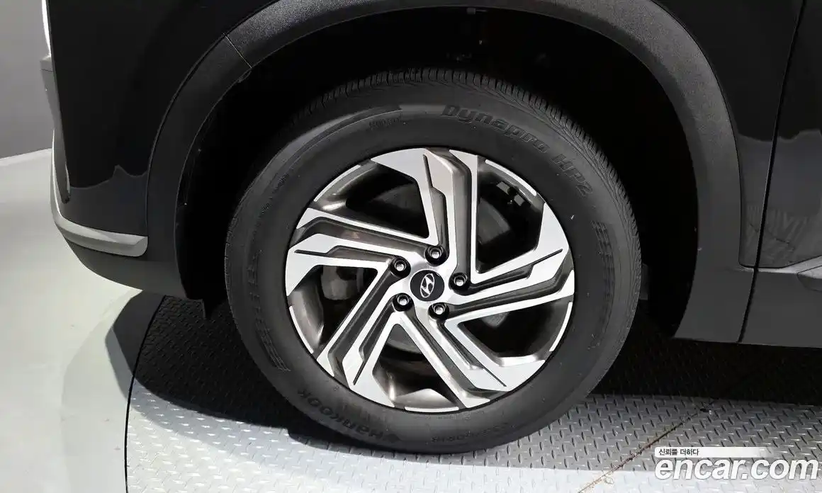 Hyundai Santa Fe 2022 2.5 автомат (гидро), фото 5
