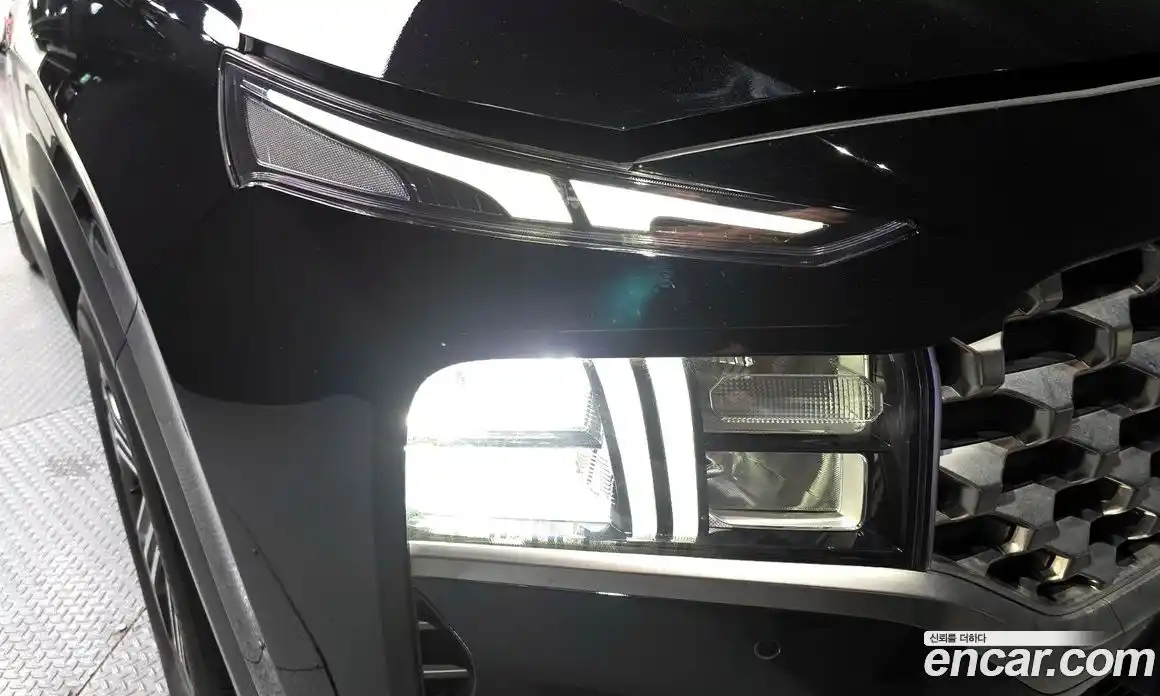 Hyundai Santa Fe 2022 2.5 автомат (гидро), фото 8