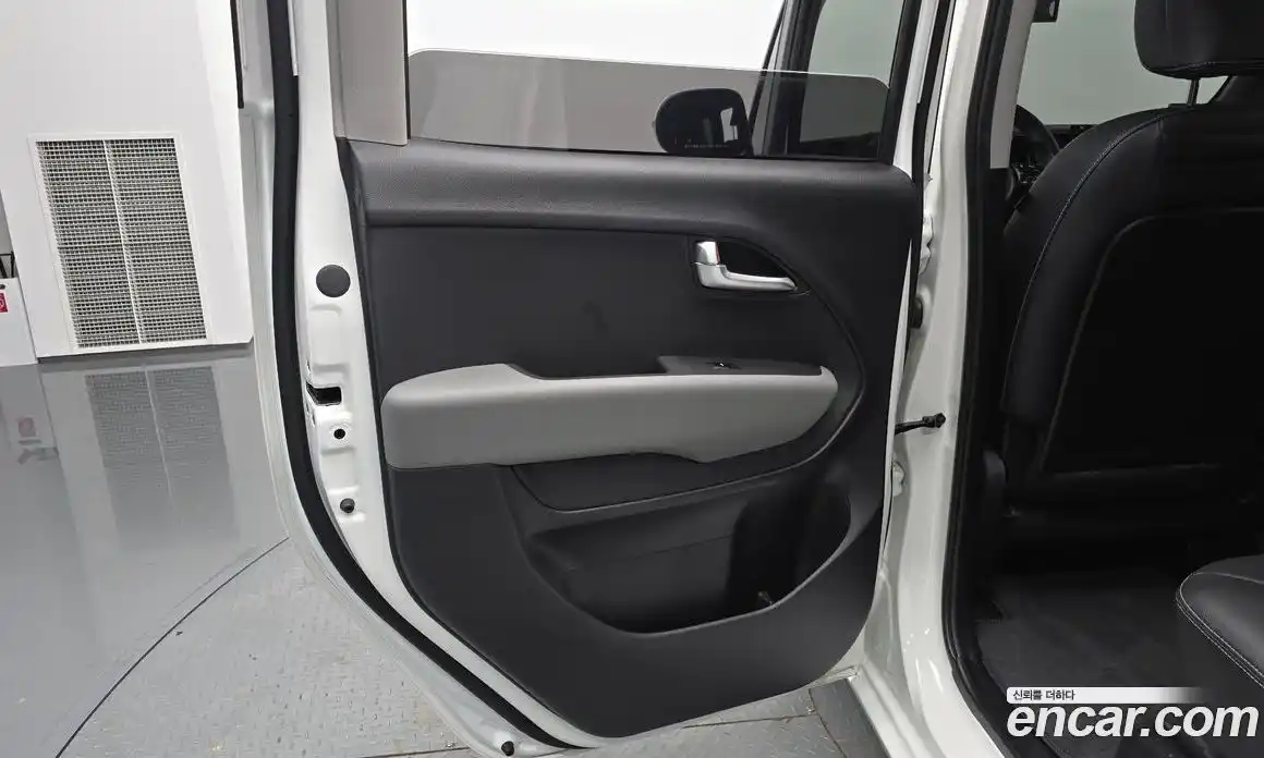 Kia Ray 2026 1.0 автомат (гидро), фото 14
