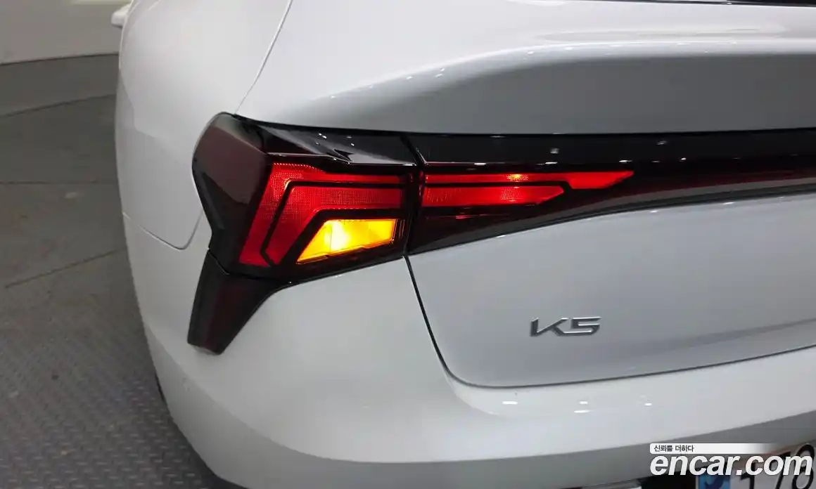 Kia K5 (Optima) 2025 2.0 автомат (гидро), фото 9