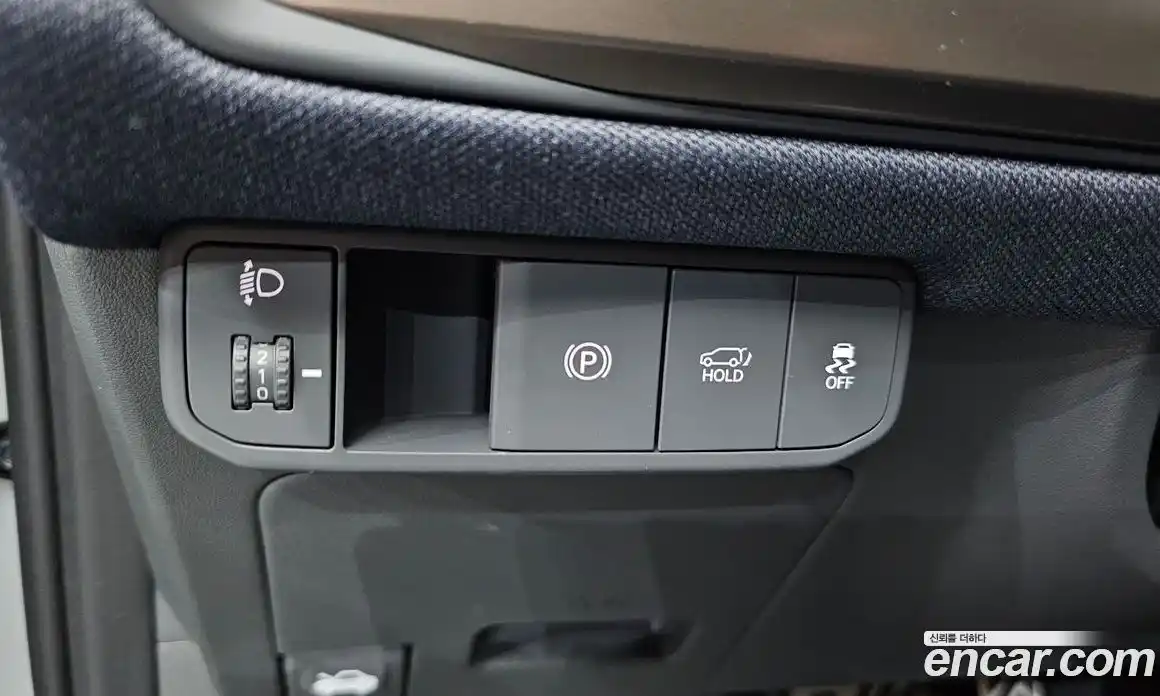 Kia EV3 2024 0.2 автомат (гидро), фото 14