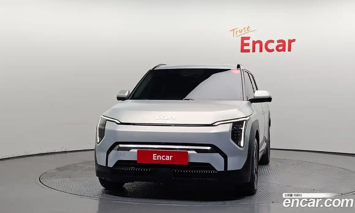 Kia EV3 2024 0.2 автомат (гидро), фото 3